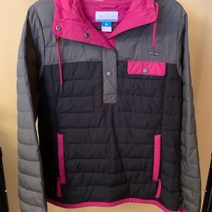 Columbia jacket pullover size S. Women’s